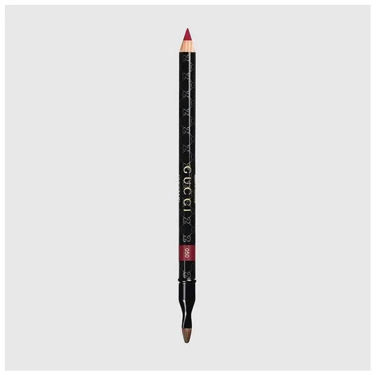 Gucci - Sleek Contouring Lip Pencil-040 Imperial Red