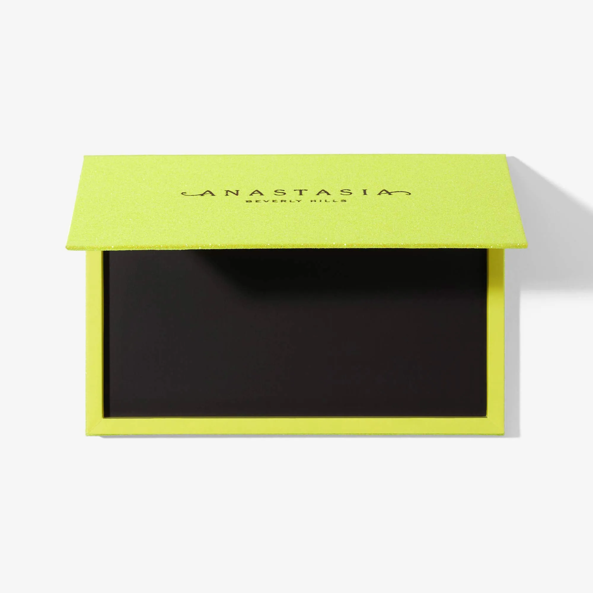Limited-Edition Magnetic Case