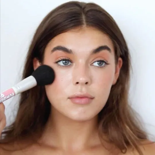 theBalm Hot Mama Travel-Size
